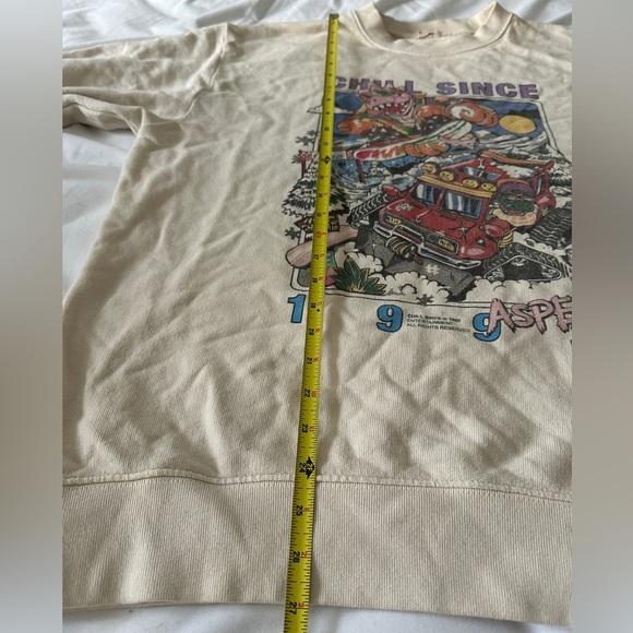 Brandy Melville Graphic Crewneck - Picture 5 of 7